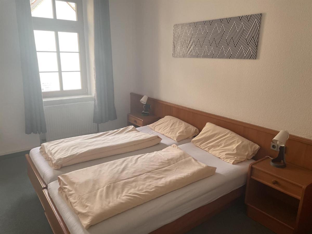 Altes Brauhaus Hotel Weissenfels Bagian luar foto